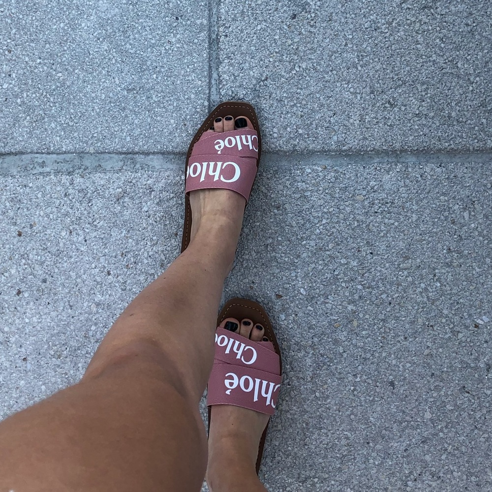 Pink Woody Logo Print Slides in Pink